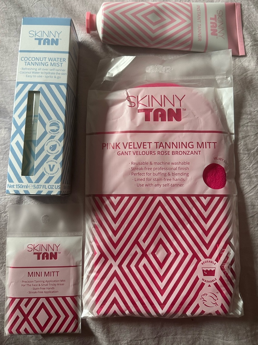 Skinny Tan Instant Tanner Products and Mits